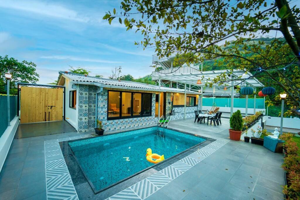 Spicy Mango Lakeside Abode - Luxurious Villa In Pawana Lonavala Exterior photo