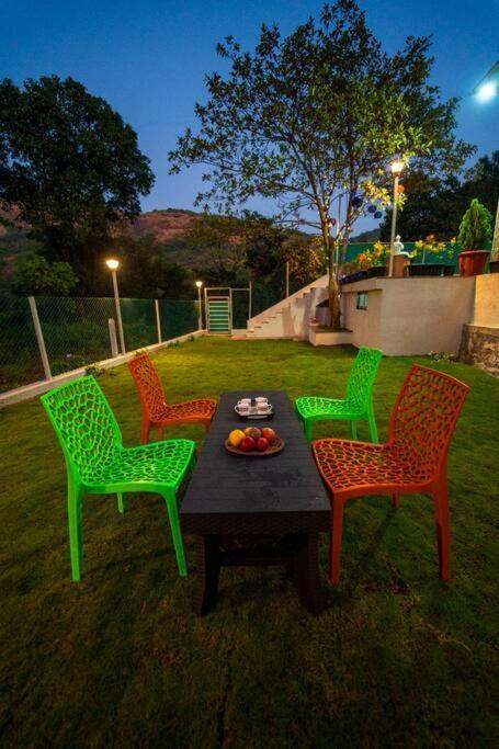 Spicy Mango Lakeside Abode - Luxurious Villa In Pawana Lonavala Exterior photo